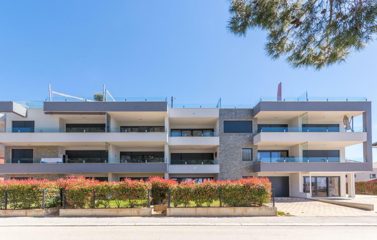 Luxury Apartments Novigrad Novigrad Istria Exterior foto
